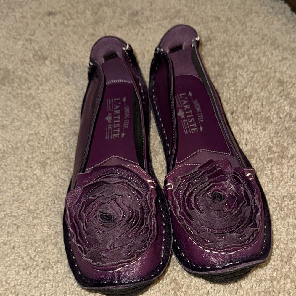 L'ATISTE by Spring step Dezi Purple Rosette loafer Flats nwob sz 39